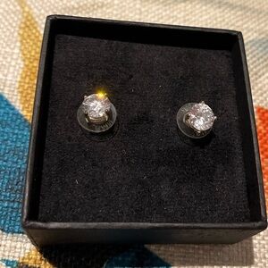 Beautiful classic stud earrings